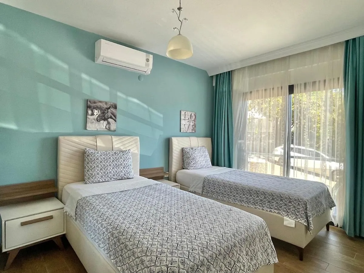 Deniz Manzarali, Plaja 100 Metre, Luks Daire 1 Marmaris