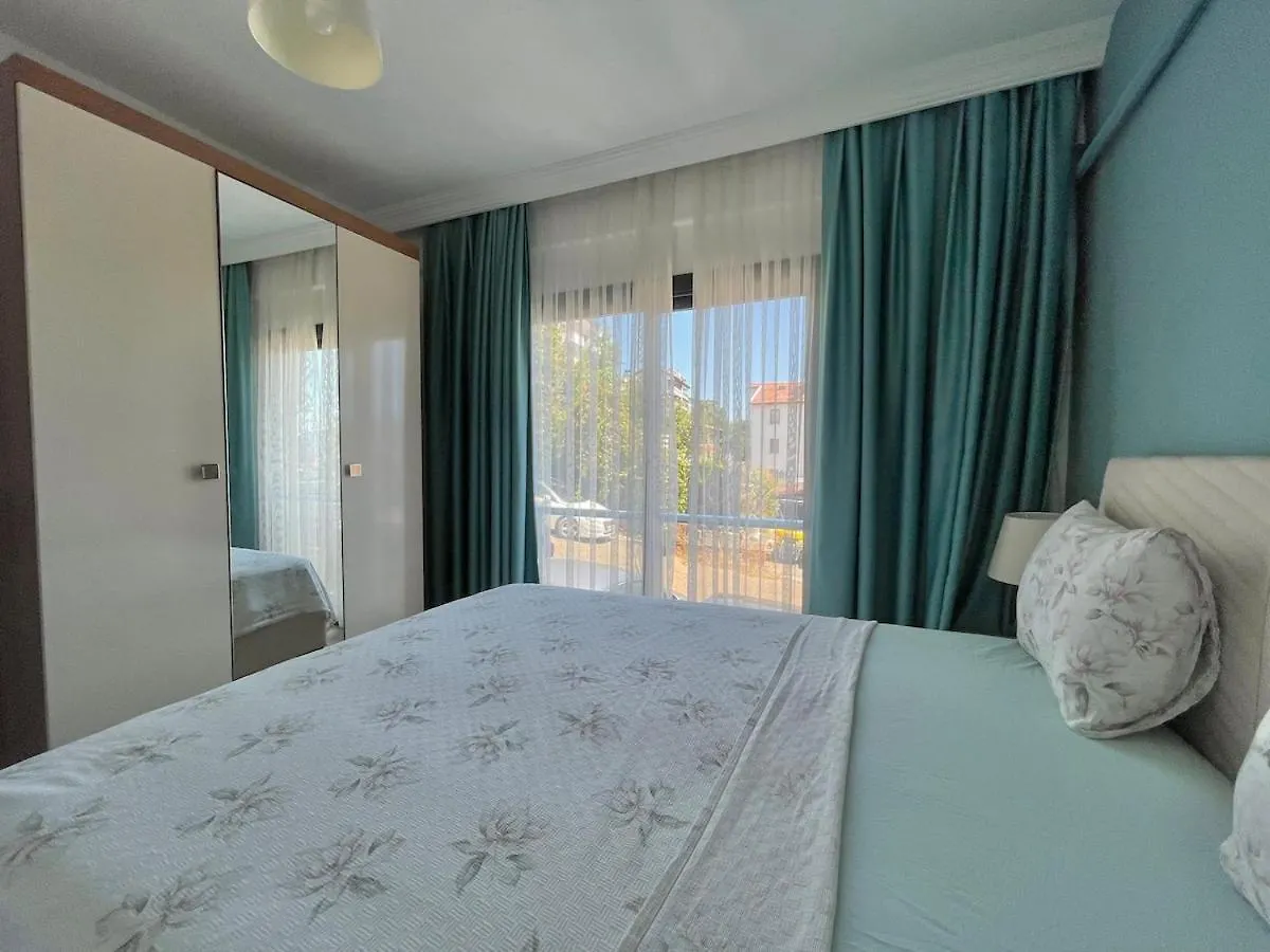 Deniz Manzarali, Plaja 100 Metre, Luks Daire 1 Marmaris